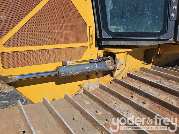 2018-deere-650k-image-13