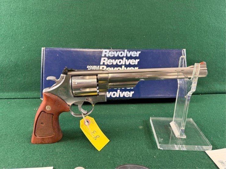 smith-&-wesson-mdl.629-1-44mag-revolver-image-2