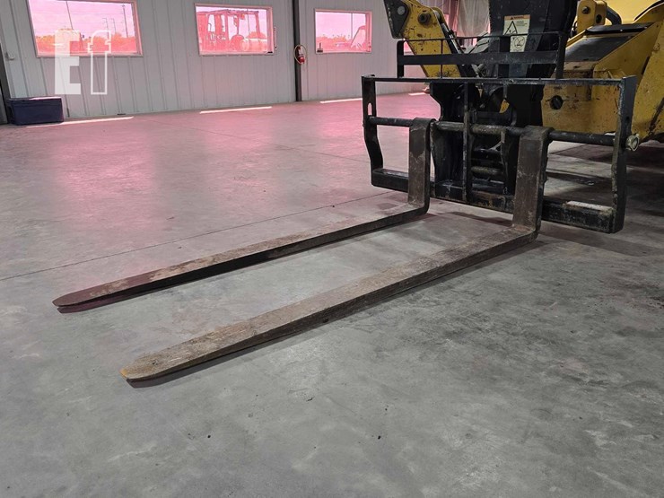 2018-caterpillar-tl1255d-image-9