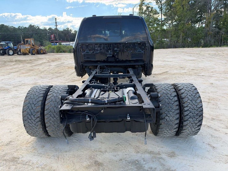 2023-ford-f450-image-6