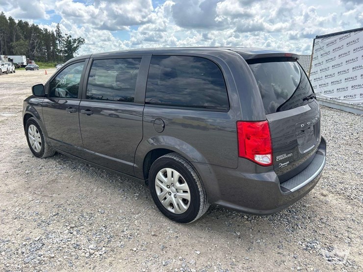 2020-dodge-grand-caravan-image-4