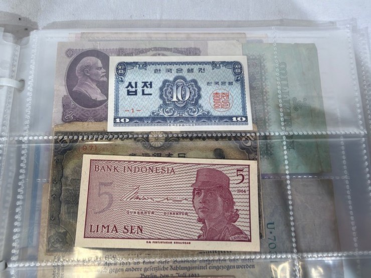 #40311-•-foreign-currency-bank-notes-image-103