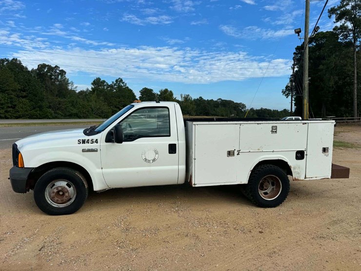 2006-ford-f350-image-2