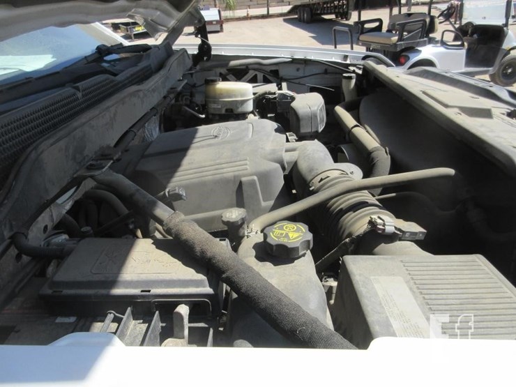 2015-chevrolet-2500hd-image-6