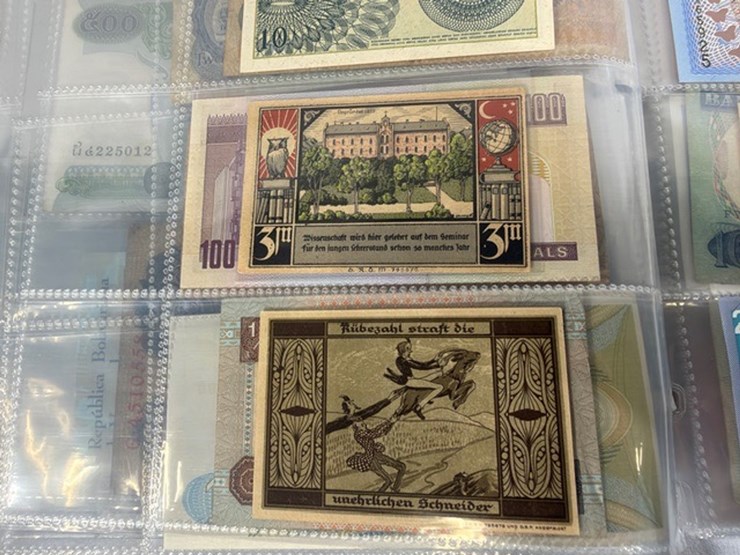 #40310-•-foreign-currency-bank-notes-image-111