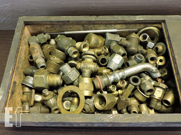 vintage-wooden-box-w/brass-fittings-image-2