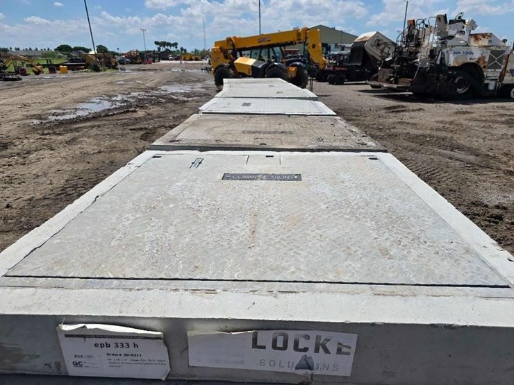 qty.-(6)-precast-concrete-utility-vaults.-48-inch-image-4