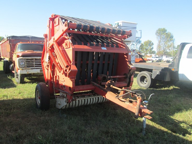 hesston-5500-image-2
