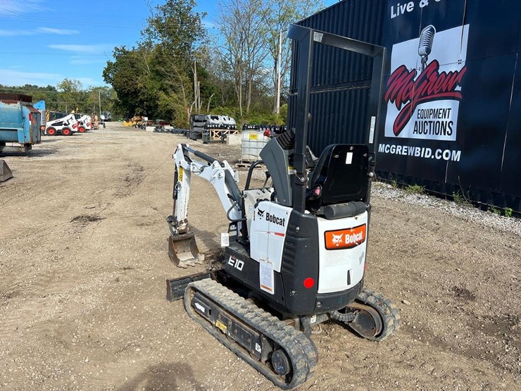 2023-bobcat-e10-image-4