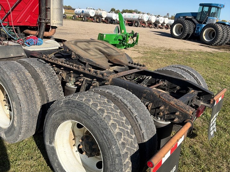 2012-international-prostar-image-36