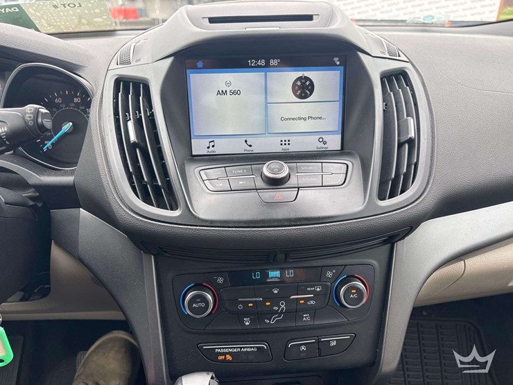 2017-ford-escape-image-16