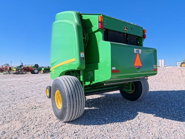 john-deere-569-premium-image-4