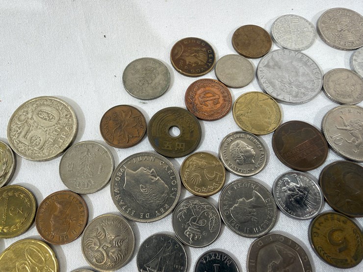 #40149-•-bag-of-foreign-coins-image-8
