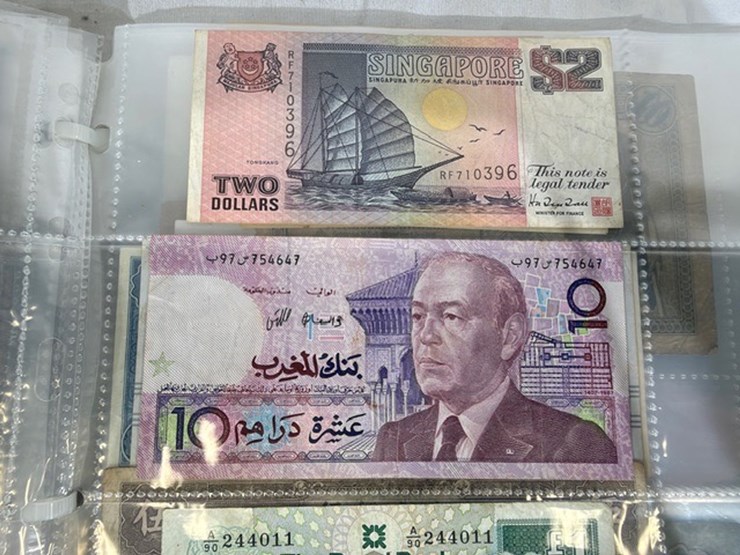 #40311-•-foreign-currency-bank-notes-image-120