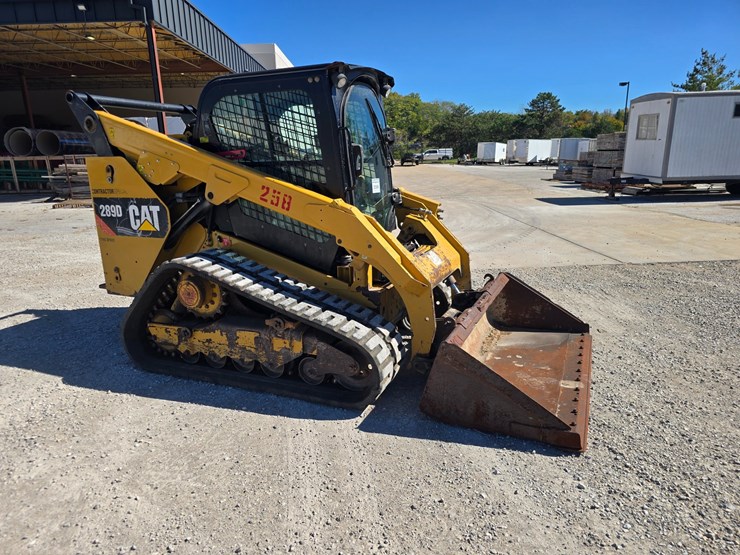2016-caterpillar-289d-image-12