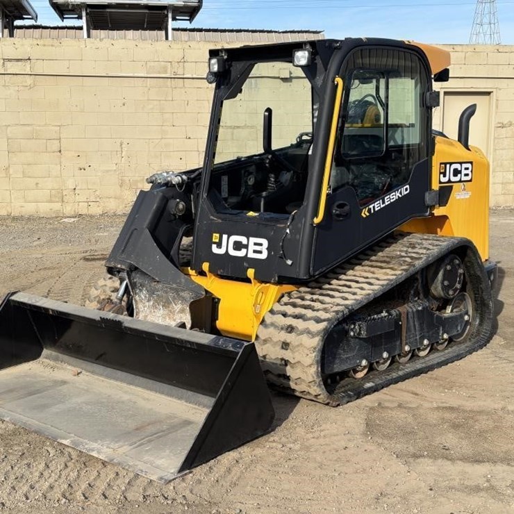 2021 JCB 3TS-8T