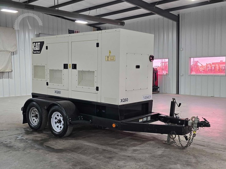 2013-caterpillar-xq60-6-image-2