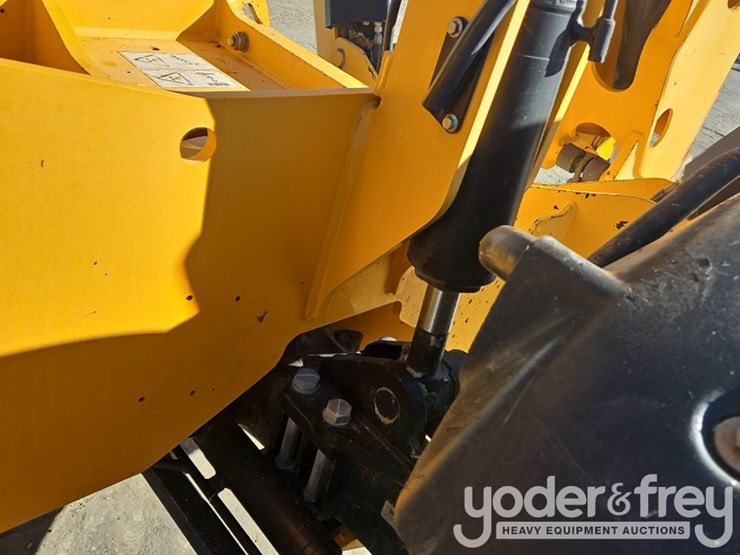 2019-jcb-510-56-image-34