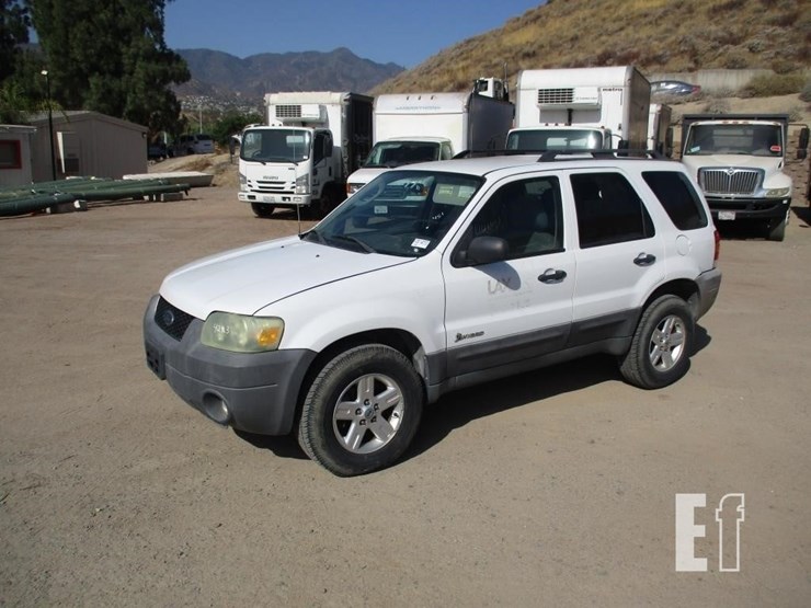 2007-ford-escape-hybrid-image-1