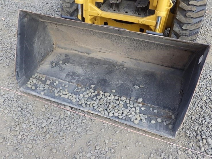 toyota-sdk8-skid-steer-loader-image-9