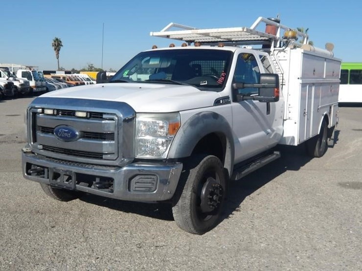 2015-ford-f450-xlt-image-1