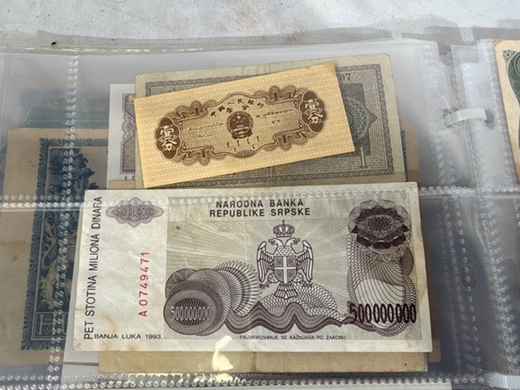 #40308-•-foreign-currency-bank-notes-image-62