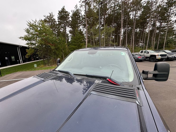 2009-chevrolet-2500-image-9