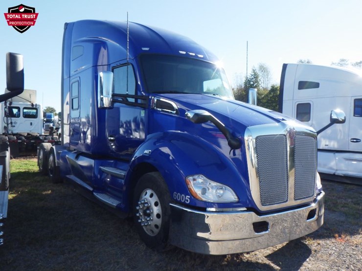 2021-kenworth-t680-image-3