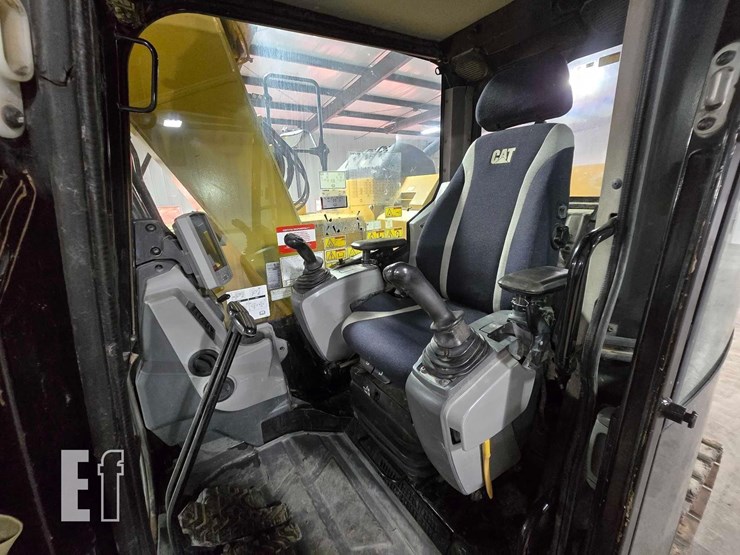2019-caterpillar-315f-lcr-image-18