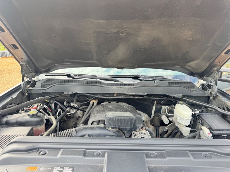 2019-chevrolet-2500-image-16