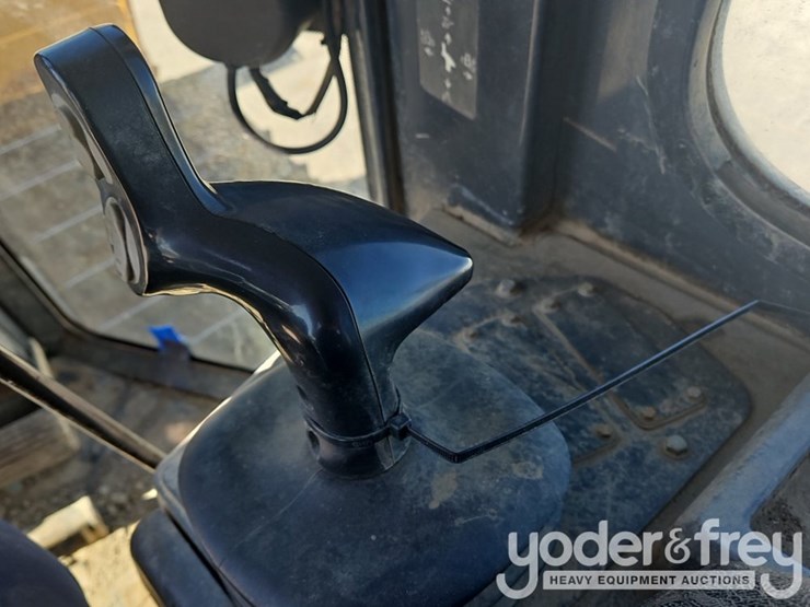 2018-deere-650k-image-26