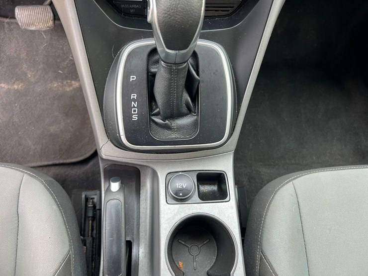 2014-ford-escape-se-image-17