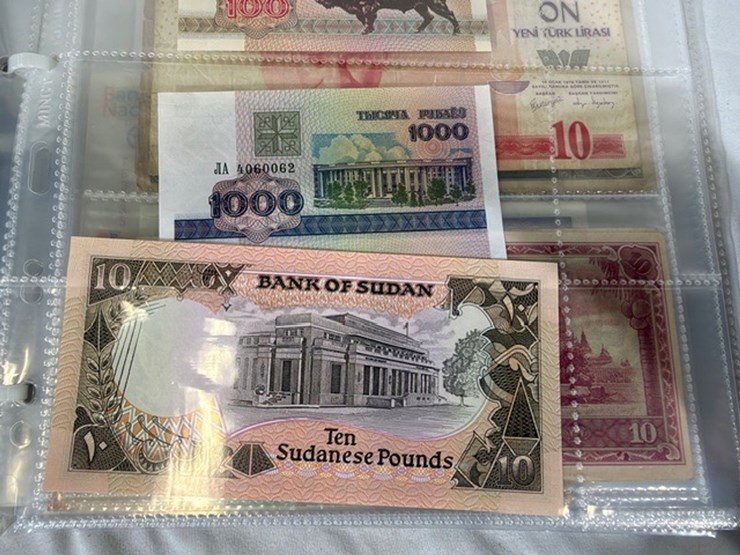 #40311-•-foreign-currency-bank-notes-image-75