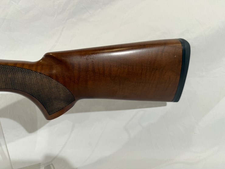 #32-•-mossberg-silver-reserve-ii-over/under-shotgun-image-13