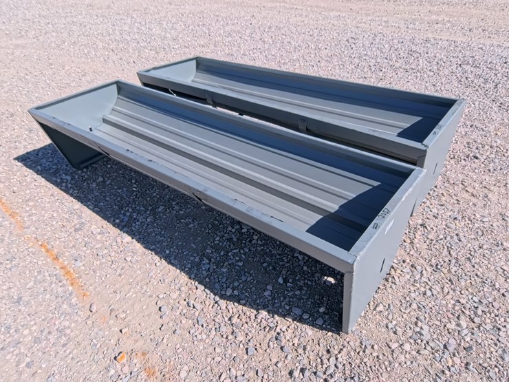 #3057-•-new-7.5ft-feed-bunks,-slightly-damaged,-(2-count)-image-2