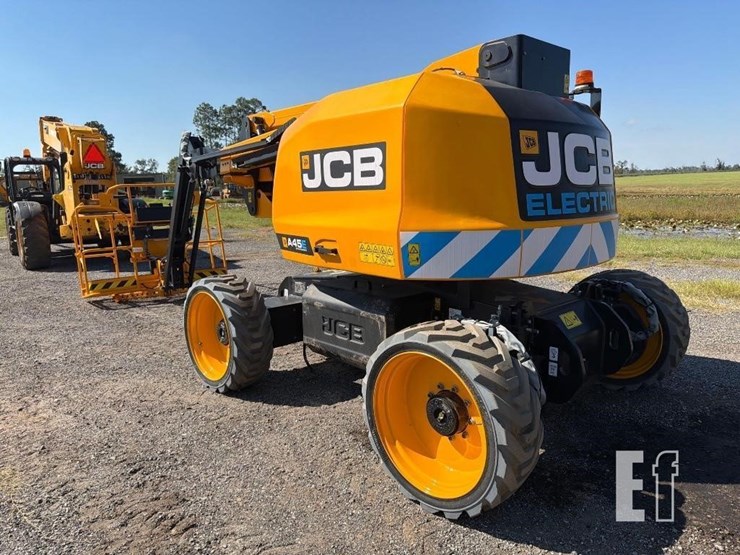 2025-jcb-a45e-image-4
