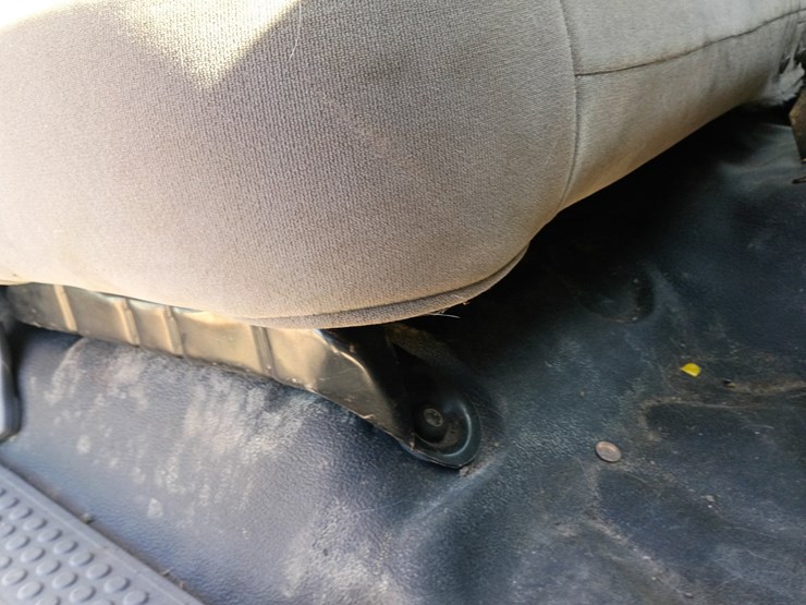 2003-ford-f550-image-36