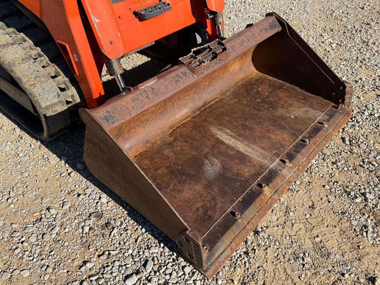 2019-kubota-svl75-2-image-9