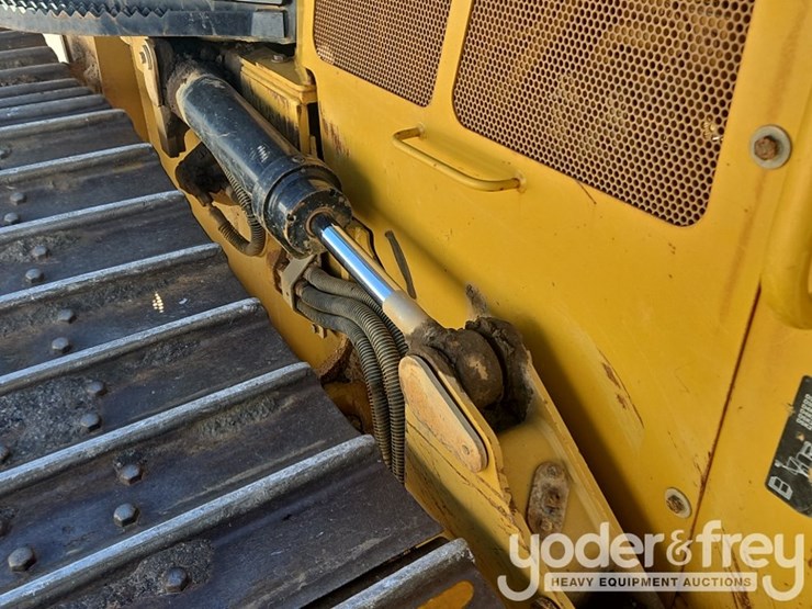 2018-caterpillar-d5k-image-15
