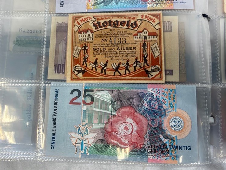 #40310-•-foreign-currency-bank-notes-image-115