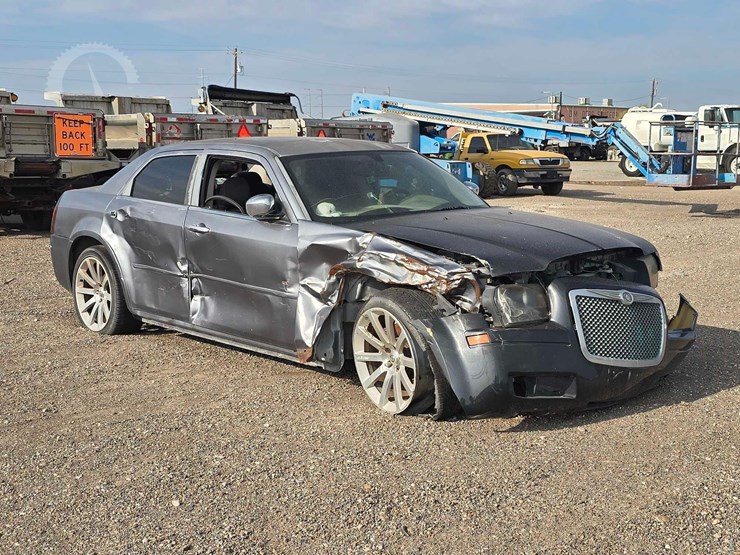 2006-chrysler-300c-image-2