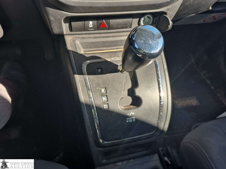 2011-jeep-patriot-image-19