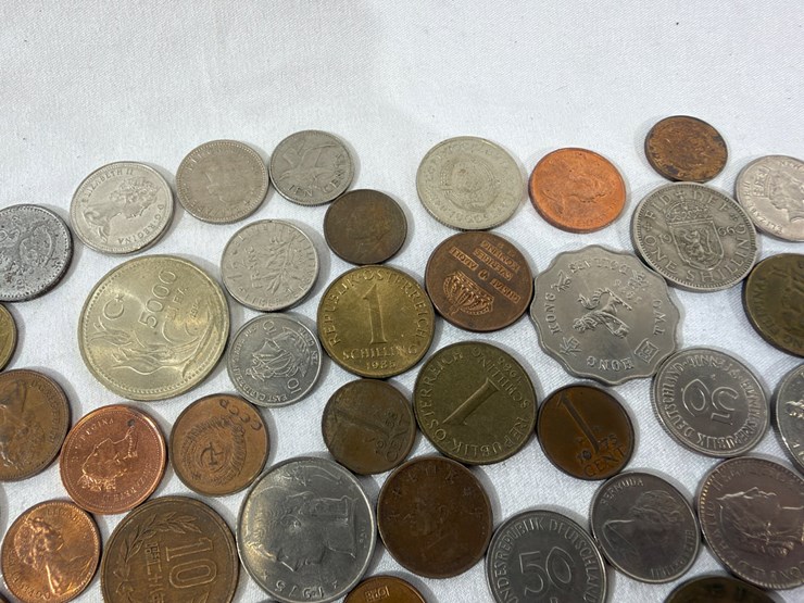 #40136-•-bag-of-misc-foreign-coins-image-8