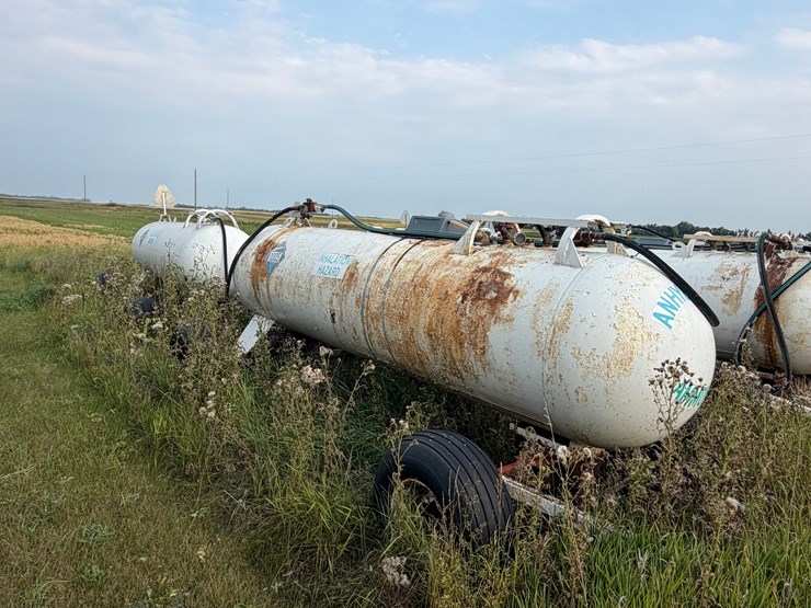 10-4-1000-gallon-nh3-tanks-image-4