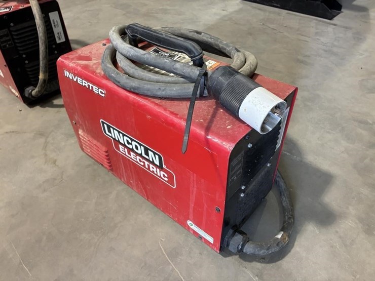 lincoln-electric-v276-inverter-welder-image-4