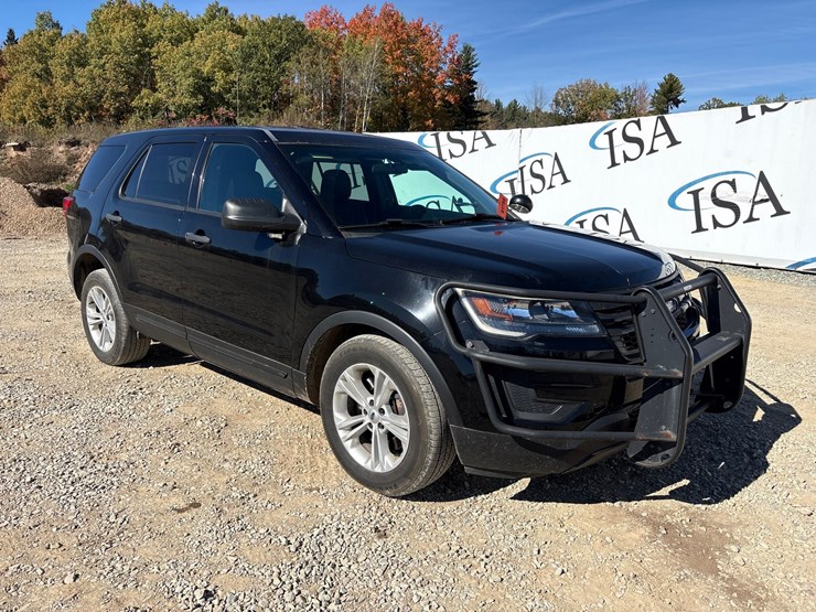 2017-ford-explorer-image-7