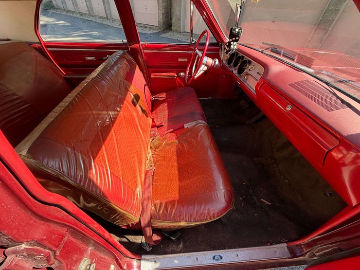 1965-chevrolet-chevelle-300-deluxe-4-door-sedan-(33,434-miles)-image-21