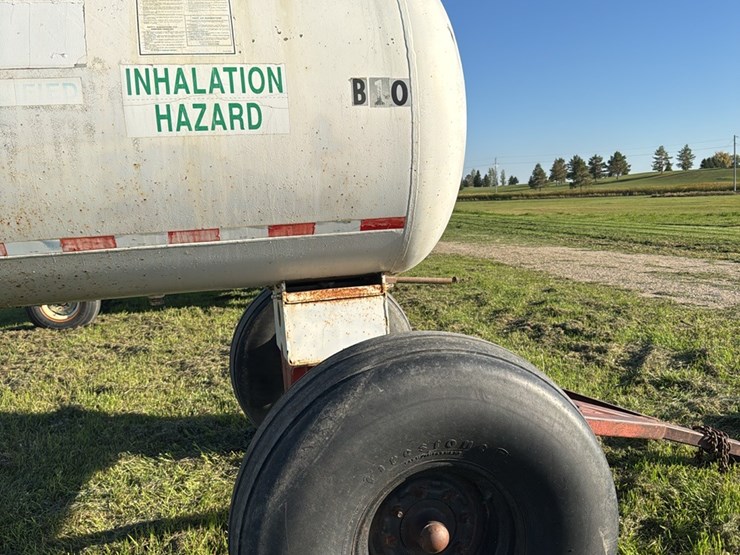 11-1.-1450-gallon-nh3-tank,-16.5l-16.1-tires-image-14