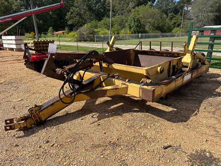 #8197-•-dirt-pan-6'-pull-type-image-1