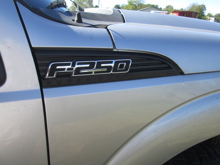 2012-ford-f250-image-17